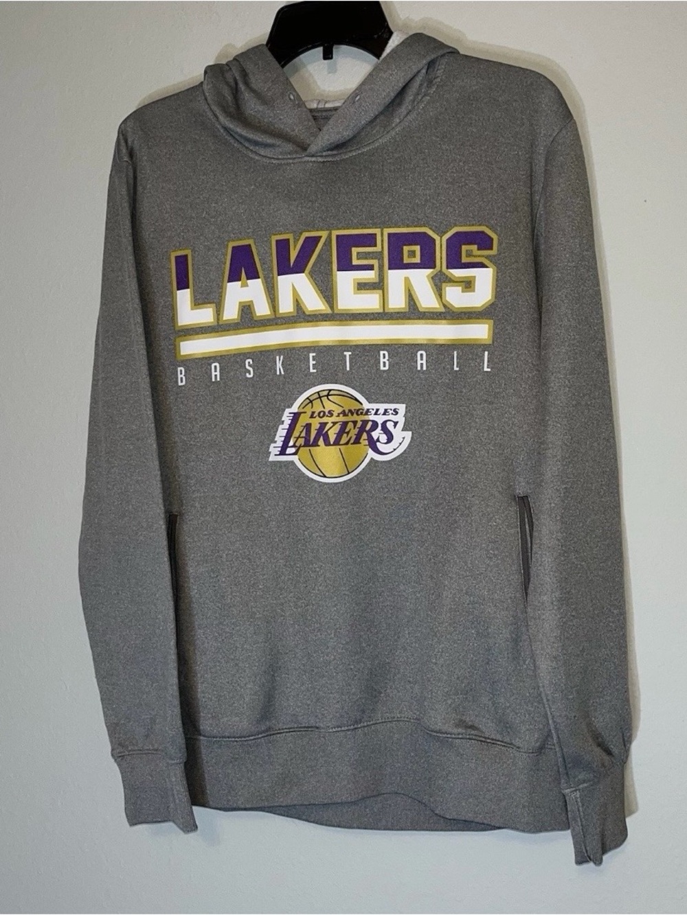 Los Angeles Lakers Basketball Hoodie Size M